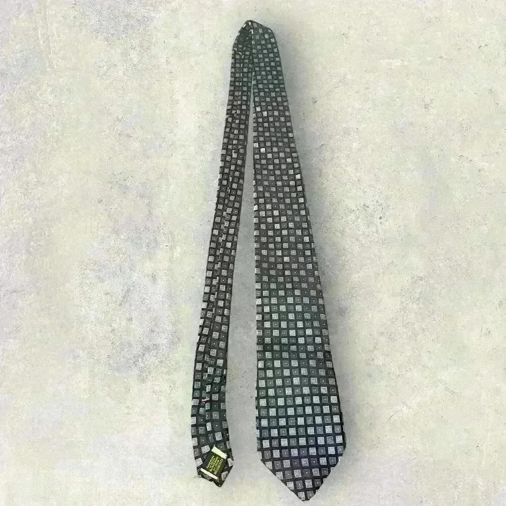 Donald J. Trump‎ Signature Collection Mens Neck Tie 100% Silk Square Geometric